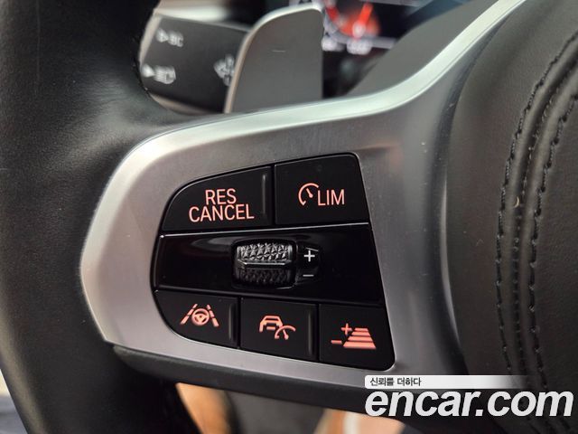 BMW 5-Series 2020 — photo 11