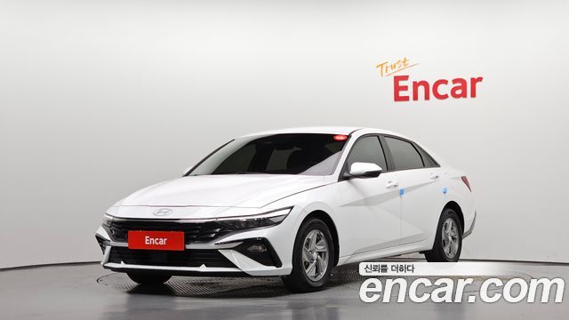 Hyundai AVANTE 2024 — photo 1