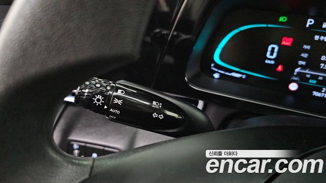Hyundai AVANTE 2024 — photo 18