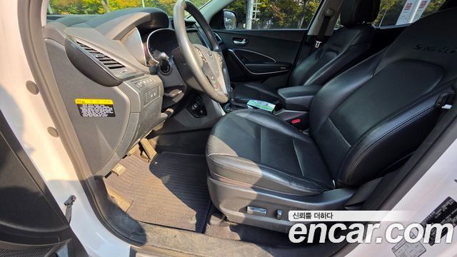 Hyundai Santafe 2016 — photo 10