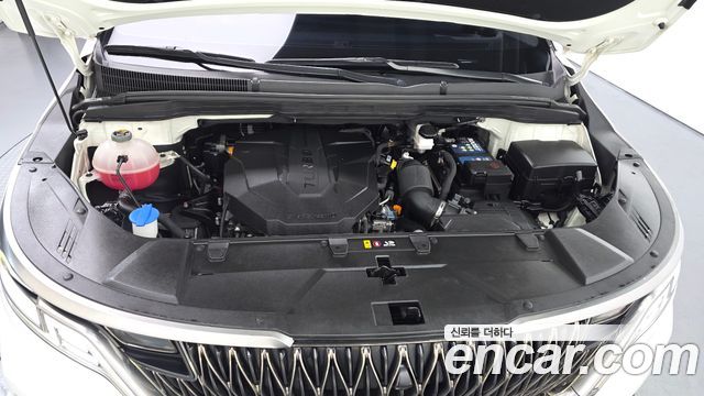 Kia Canival 2022 — photo 6