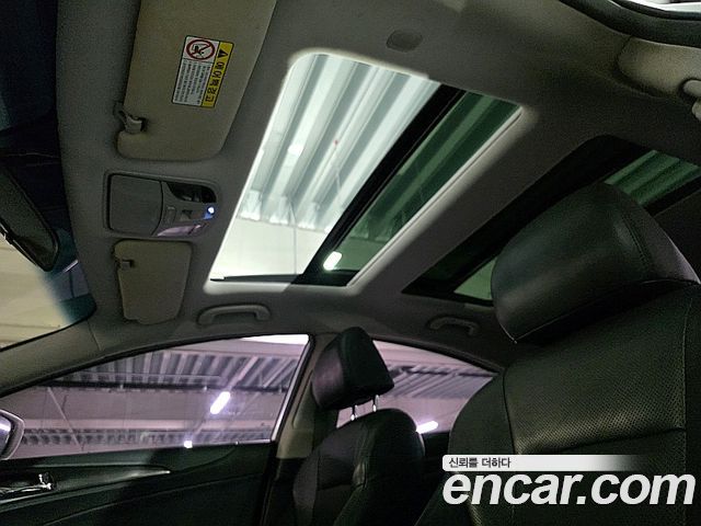 Hyundai Sonata 2013 — photo 12