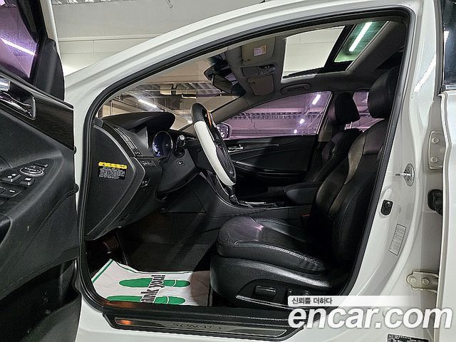 Hyundai Sonata 2013 — photo 13