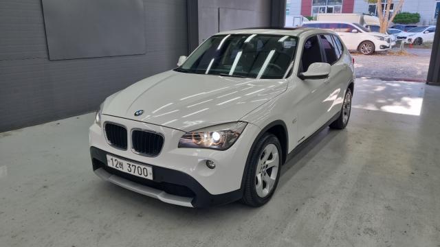 BMW X1 2010 — photo 1