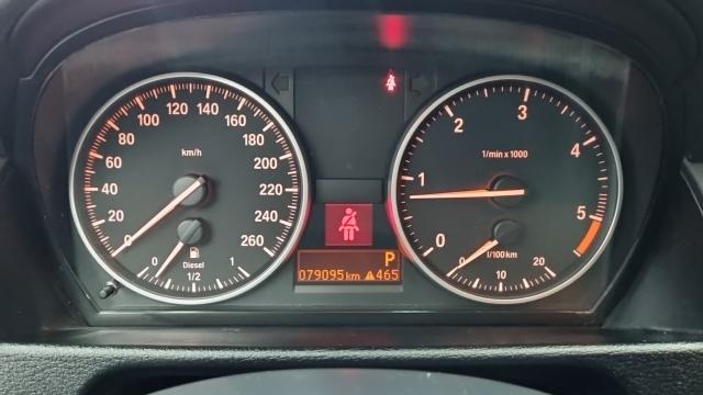 BMW X1 2010 — photo 8