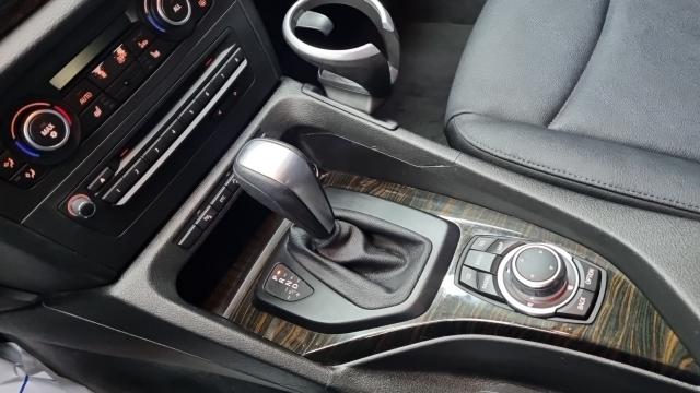 BMW X1 2010 — photo 9