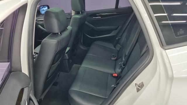BMW X1 2010 — photo 11