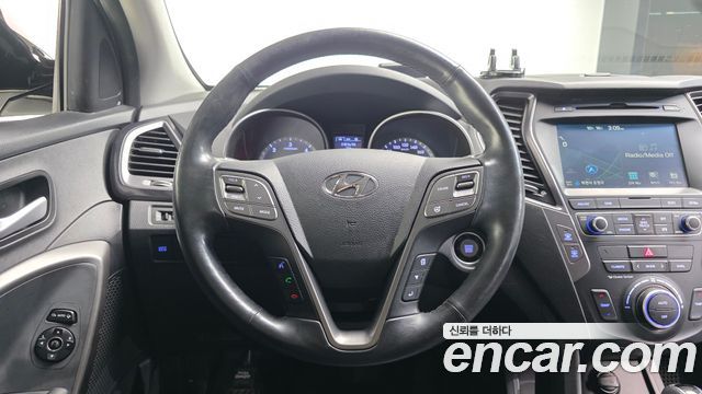 Hyundai Santafe 2015 — photo 13