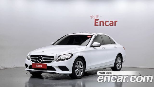 Mercedes-Benz C-Class 2019 — photo 1
