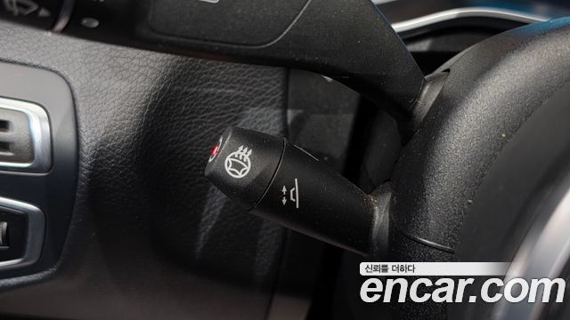Mercedes-Benz C-Class 2019 — photo 29