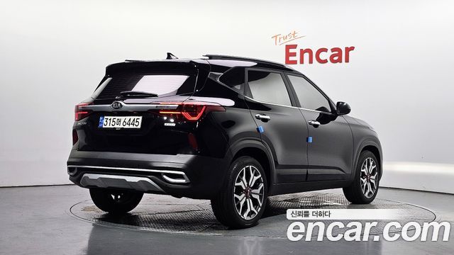 Kia Seltos 2022 — photo 2