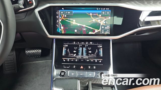 Audi A6 2023 — photo 18
