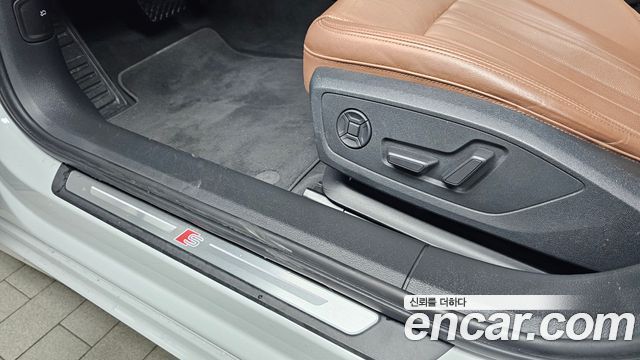 Audi A6 2023 — photo 32