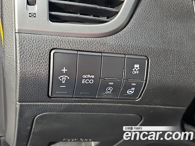 Hyundai i30 2016 — photo 16