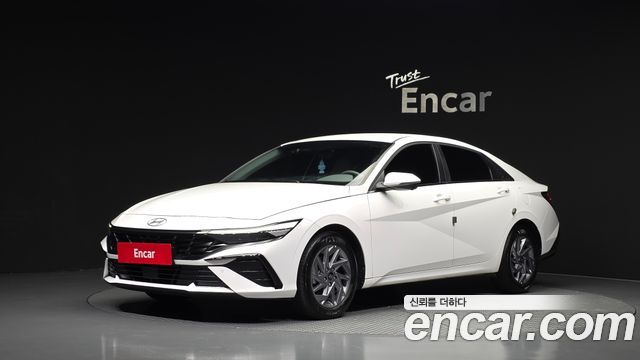 Hyundai AVANTE 2025 — photo 1