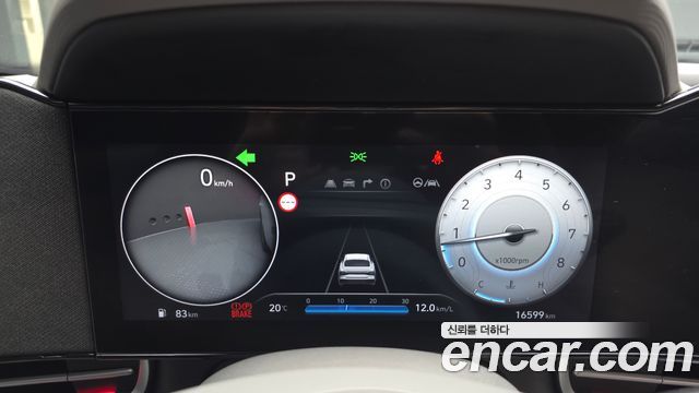 Hyundai AVANTE 2025 — photo 8