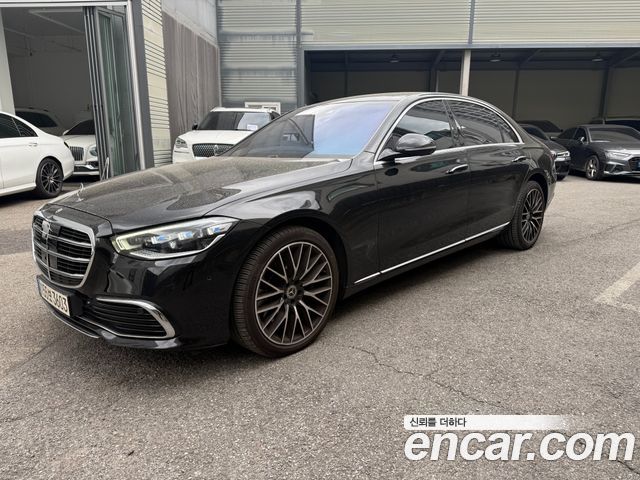 Mercedes-Benz S-Class 2022 — photo 1