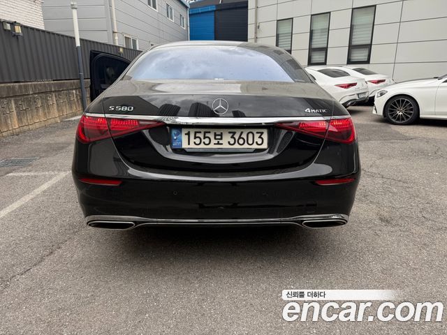 Mercedes-Benz S-Class 2022 — photo 4