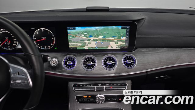 Mercedes-Benz CLS-Class 2019 — photo 13