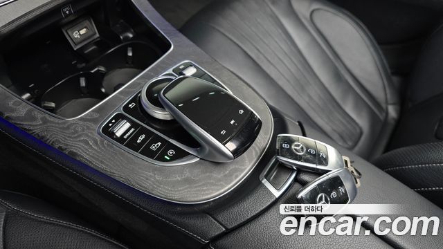Mercedes-Benz CLS-Class 2019 — photo 18