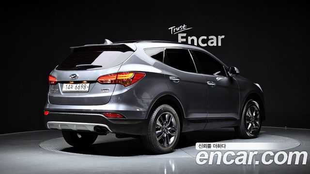 Hyundai Santafe 2015 — photo 2