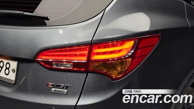 Hyundai Santafe 2015 — photo 9