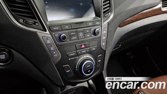 Hyundai Santafe 2015 — photo 33