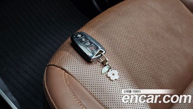 Hyundai Santafe 2015 — photo 37