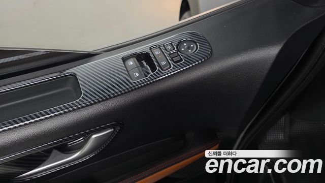 Hyundai Staria 2025 — photo 30