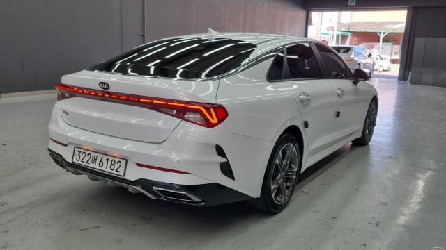 Kia K5 2021 — photo 2