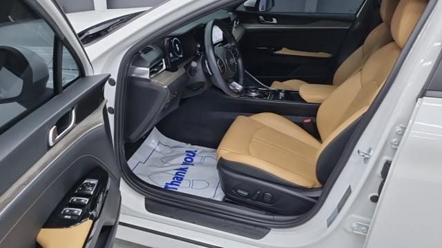 Kia K5 2021 — photo 10