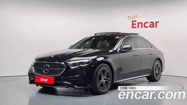 Mercedes-Benz E-Class 2025 — photo 1