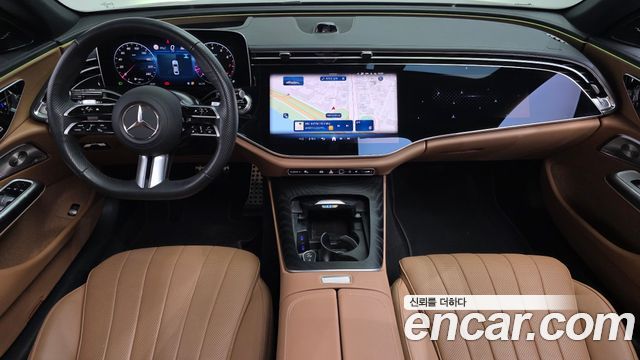 Mercedes-Benz E-Class 2025 — photo 10