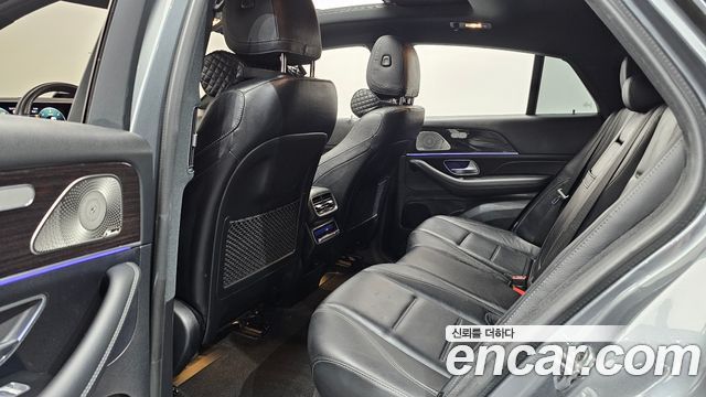Mercedes-Benz GLE-Class 2022 — photo 18