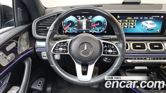 Mercedes-Benz GLE-Class 2022 — photo 19