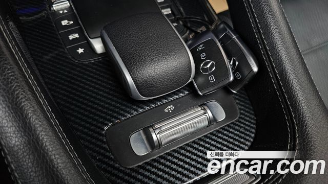 Mercedes-Benz GLE-Class 2022 — photo 26