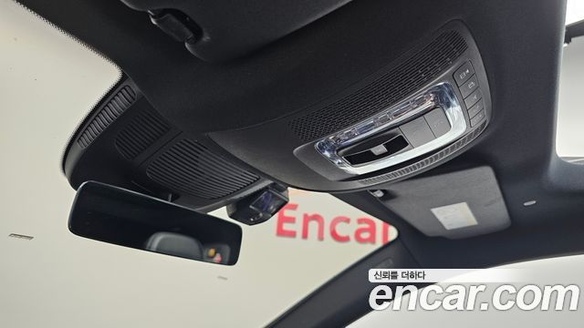Mercedes-Benz GLE-Class 2022 — photo 28