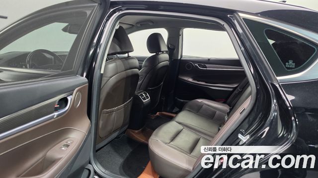 Hyundai Grandeur 2018 — photo 17