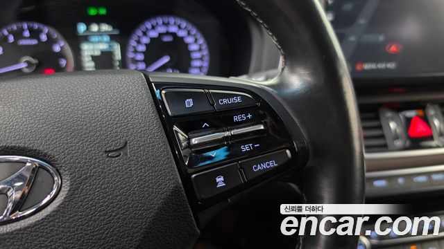 Hyundai Grandeur 2018 — photo 21