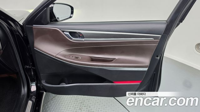 Hyundai Grandeur 2018 — photo 14