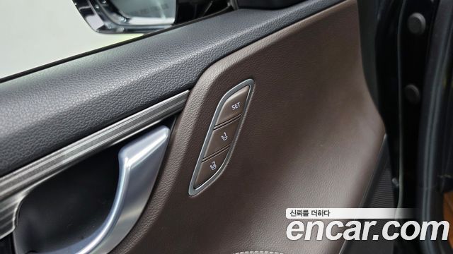Hyundai Grandeur 2018 — photo 29
