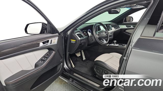 Genesis G80 2017 — photo 10