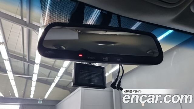 Kia Niro 2017 — photo 13