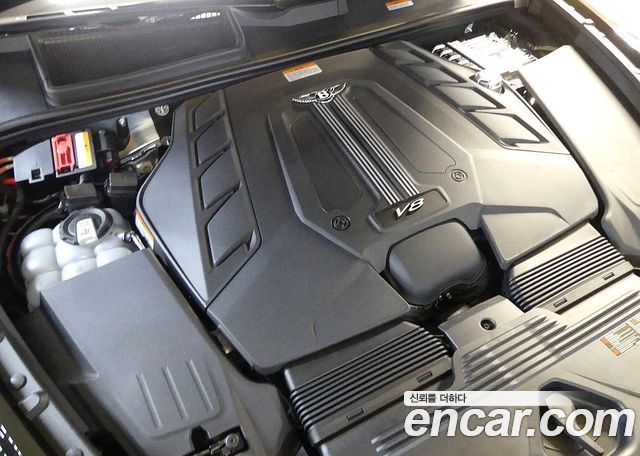 Bentley Bentayga 2026 — photo 6