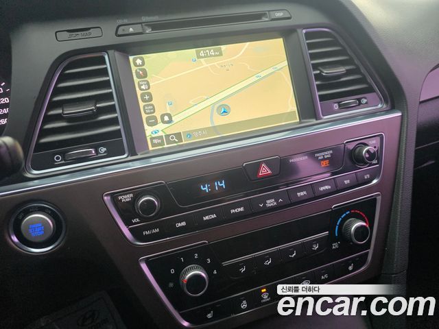 Hyundai Sonata 2017 — photo 15