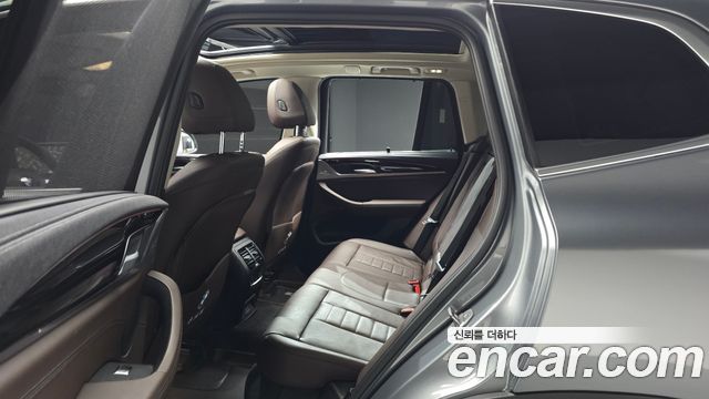 BMW X3 2022 — photo 17
