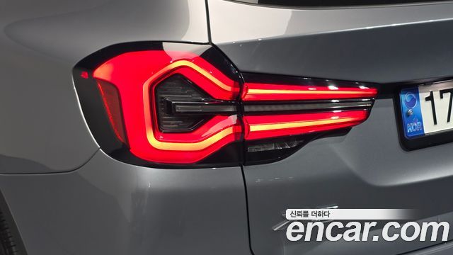 BMW X3 2022 — photo 9
