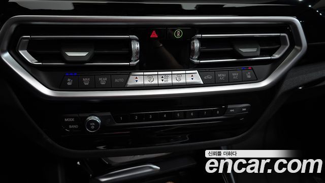BMW X3 2022 — photo 32