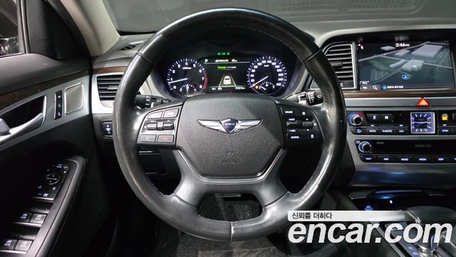 Genesis G80 2019 — photo 14