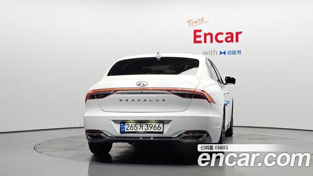 Hyundai Grandeur 2021 — photo 4
